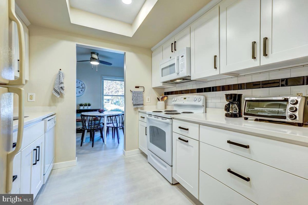 3378 Chiswick Ct unit 522E, Silver Spring, MD 20906 - photo 1