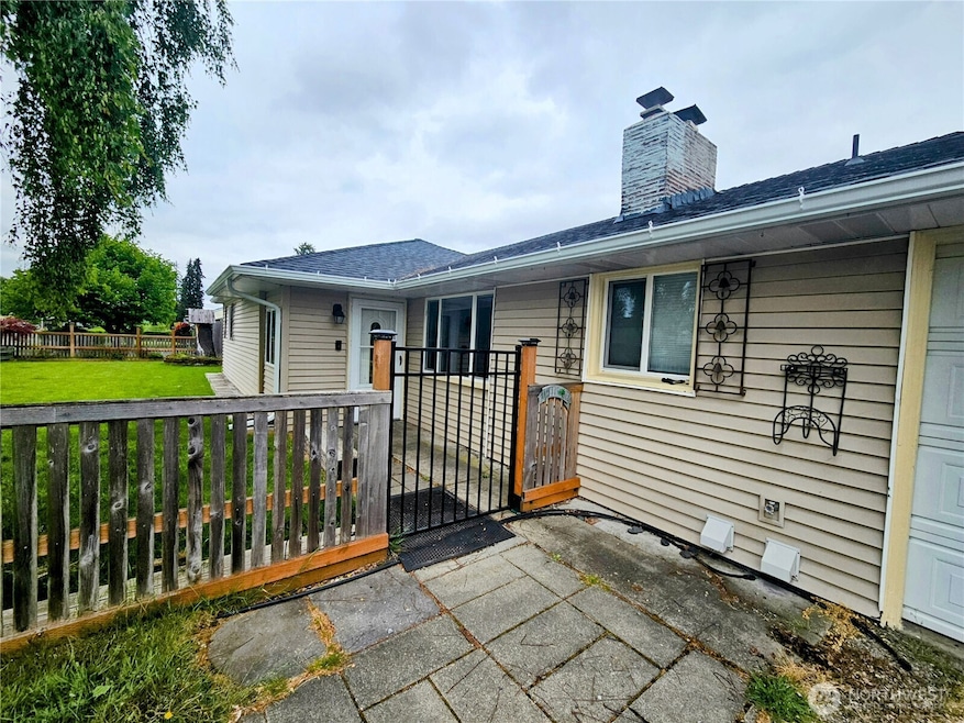 For Sale $512,000