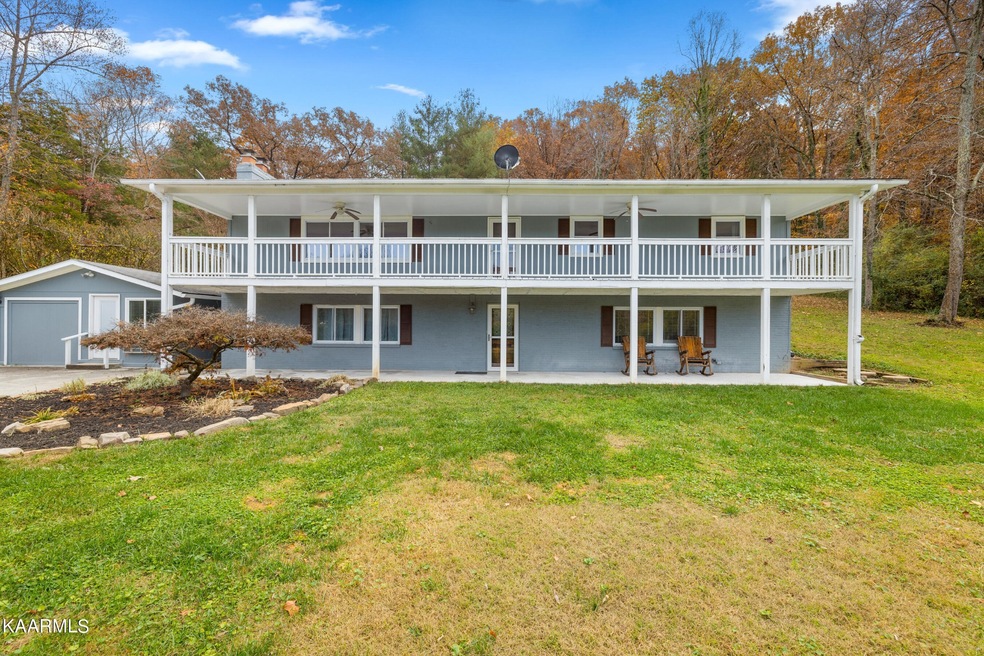 12700 Hickory Creek Rd, Knoxville, TN 37932 - photo 1