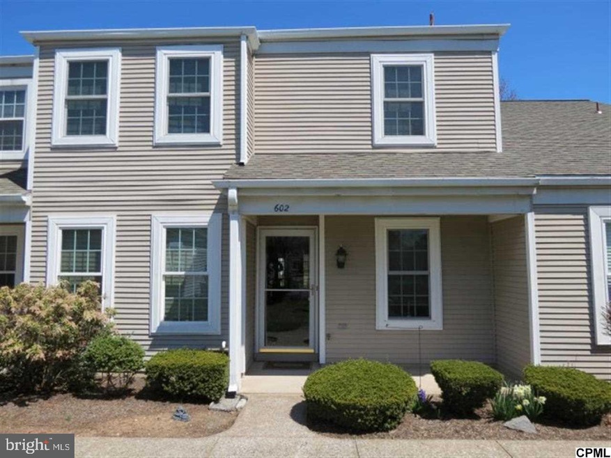 602 Barrington Ct, Palmyra, PA 17078 - photo 1