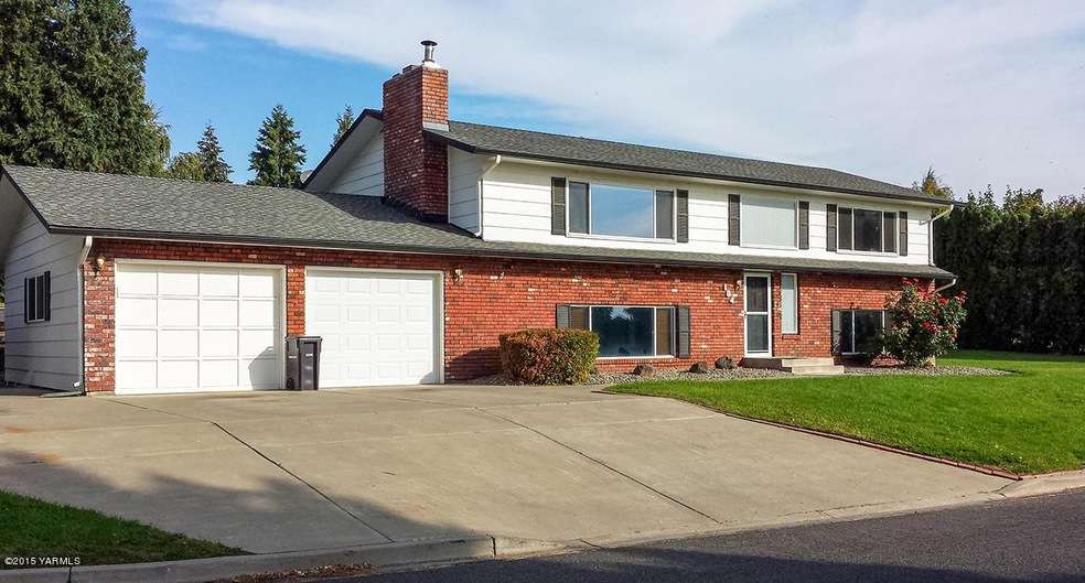 104 N 68th Place - Yakima, WA 98908