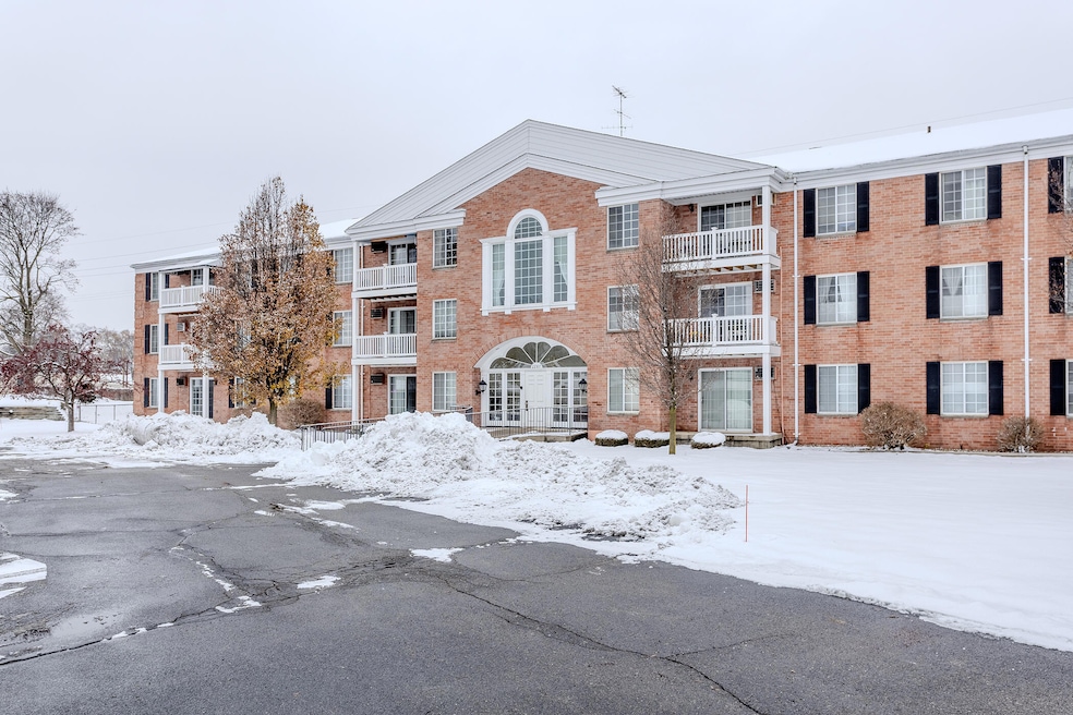 2207 Porter St SW, Wyoming, MI 49519 - photo 1