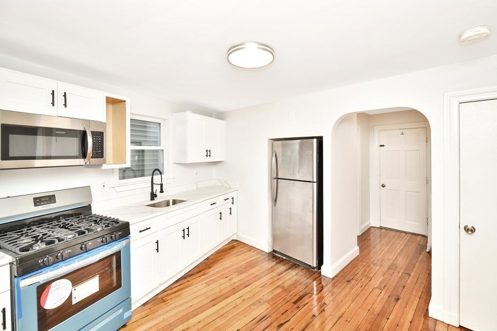 493 Lynn St unit 1, Malden, MA 02148 - photo 1