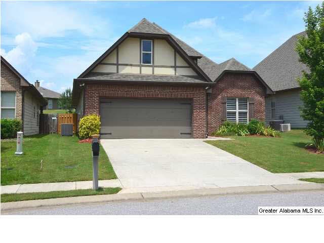 Beautiful, Well Maintained Home !