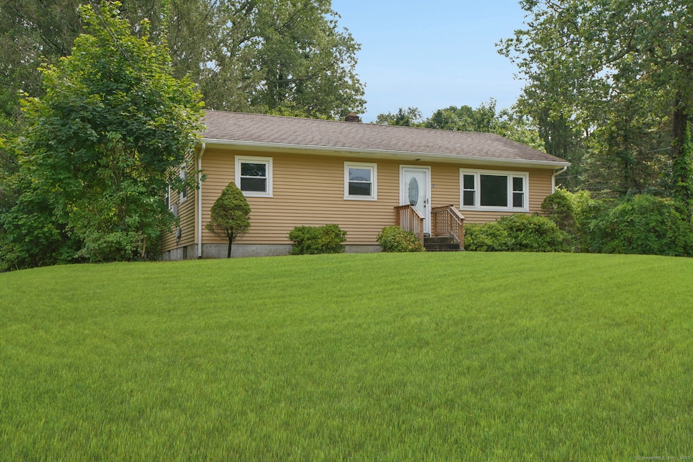 23 Fern Dr, Colchester, CT 06415 - photo 1