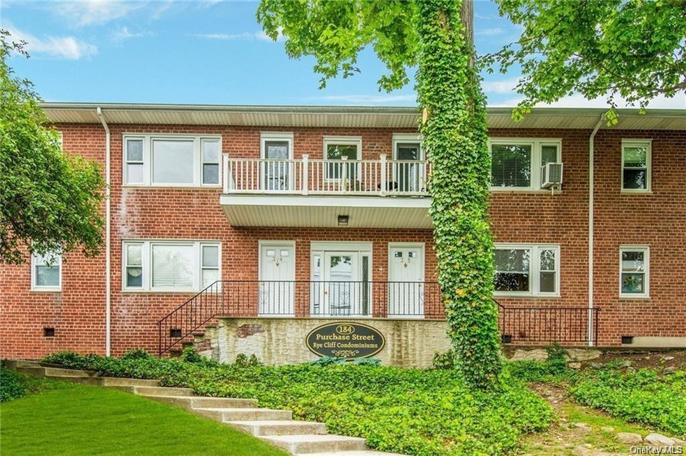 184 Purchase St unit 25, Rye, NY 10580 - photo 1