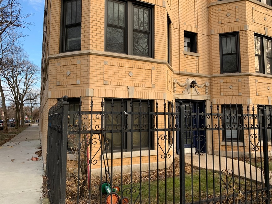 2927 W Mclean Ave unit 1, Chicago, IL 60647 - photo 1