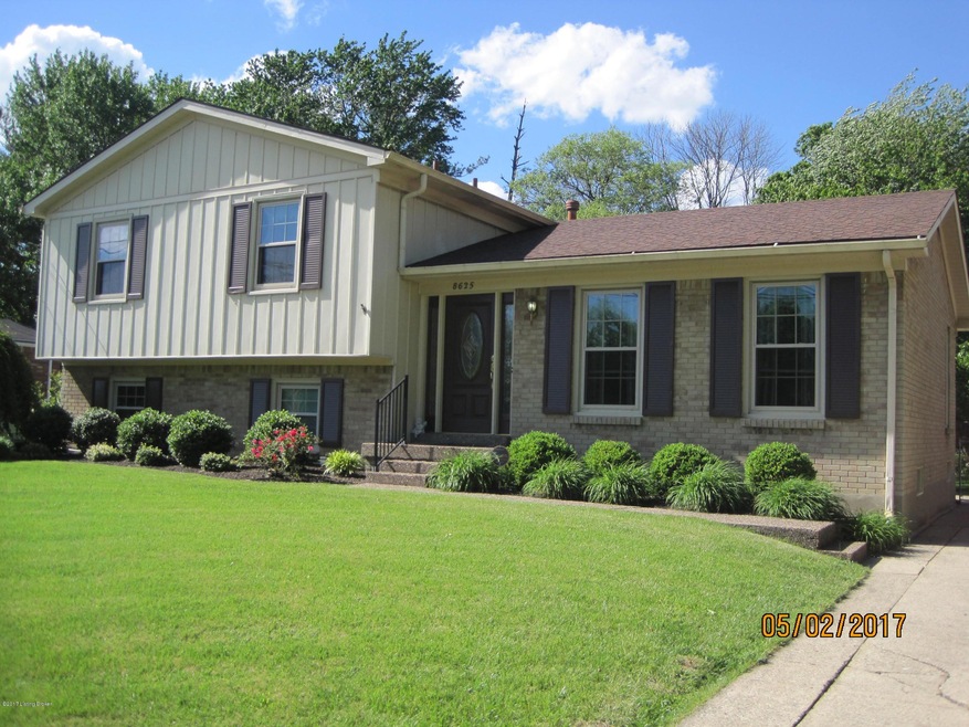 8625 Michael Ray Dr, Louisville, KY 40219 - photo 1