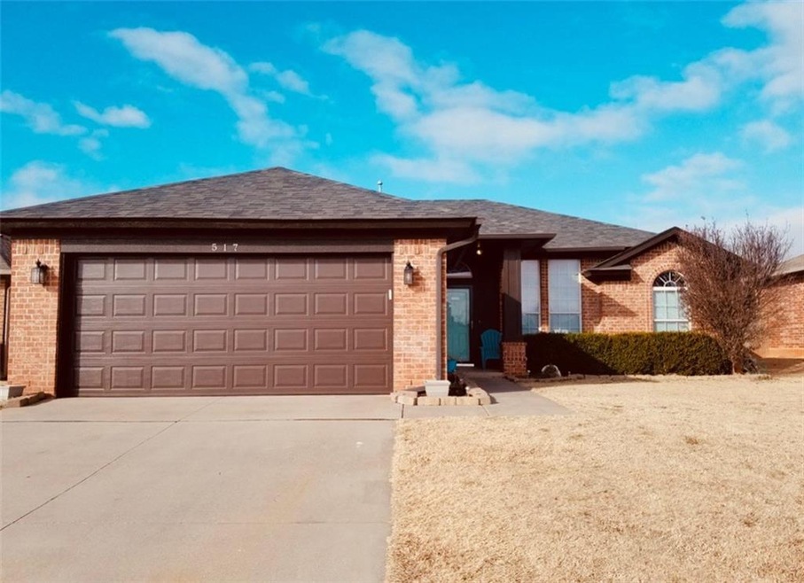 517 Hedgewood Dr, Moore, OK 73160 - photo 1