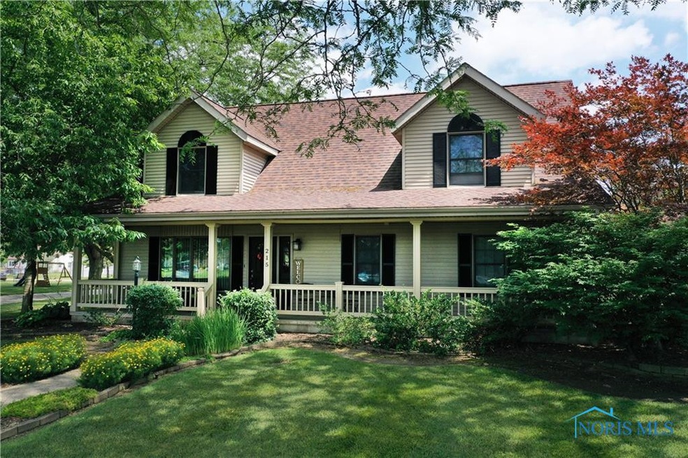 215 Cherry St, Genoa, OH 43430 - photo 1