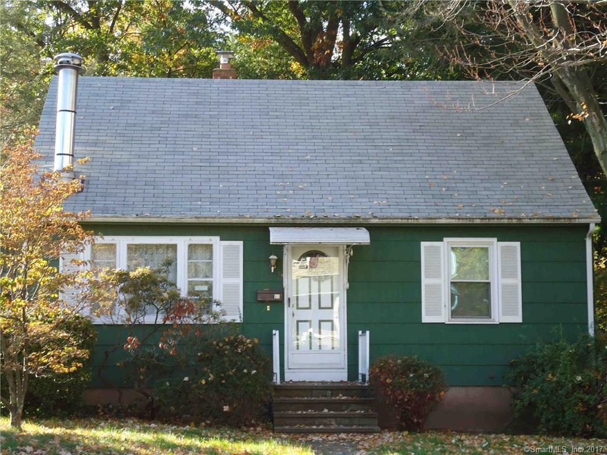 Welcome home! This charming Cape is ready for you 