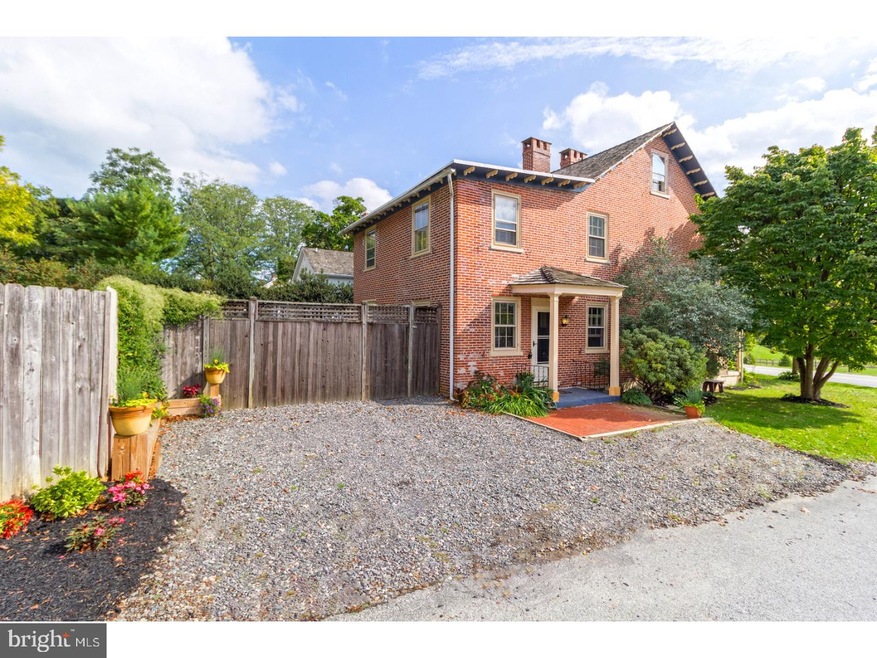 4 Cemetery Ln, Kennett Square, PA 19348 - photo 1