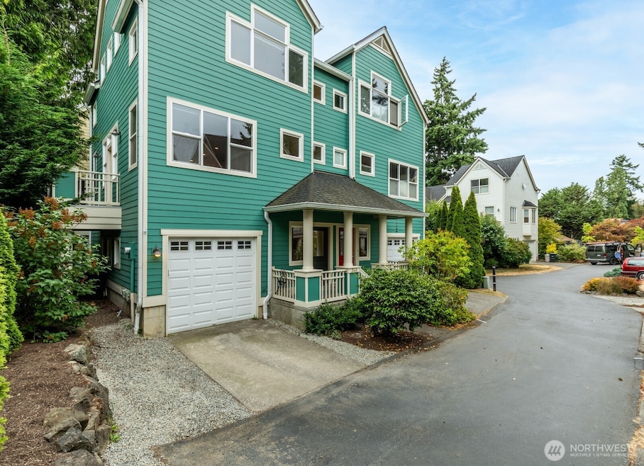 346 Wyatt Way NE unit 10, Bainbridge Island, WA 98110 - photo 1