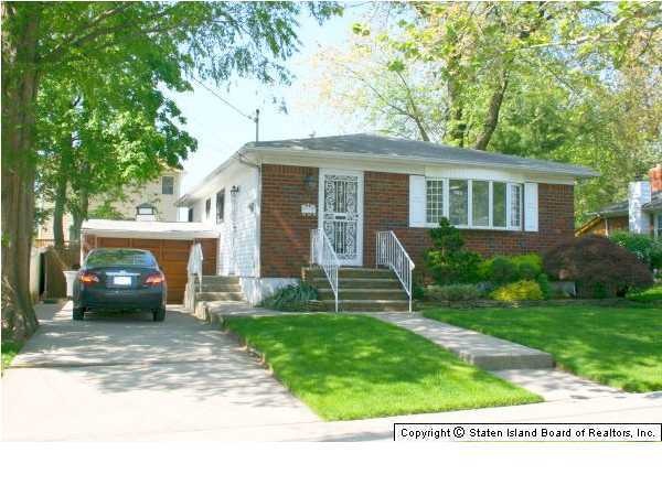 unlisted-address, Staten Island, NY 10306 - photo 1