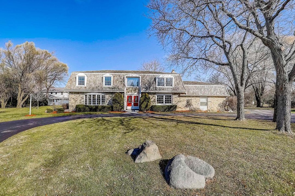 Applegate Ct MLS-04