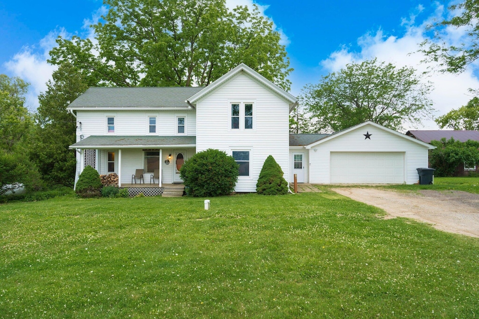 7-web-or-mls-Exteriors (7 of 16)