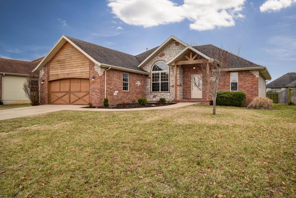 936 E Ozark Jubilee Rd, Nixa, MO 65714 - photo 1