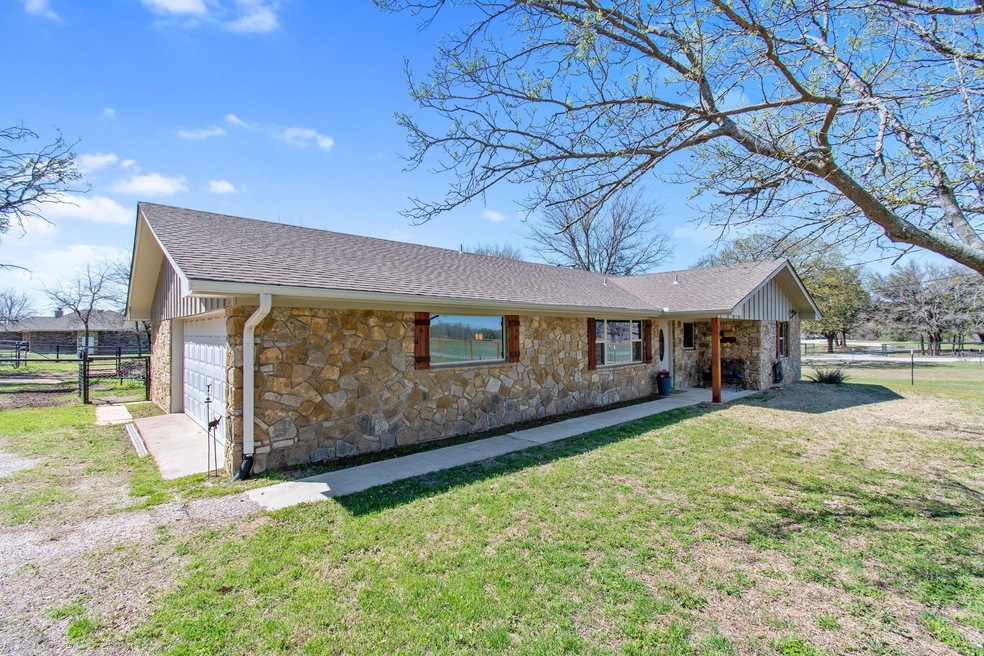 1900 Temple Hall Hwy, Granbury, TX 76049 - photo 1