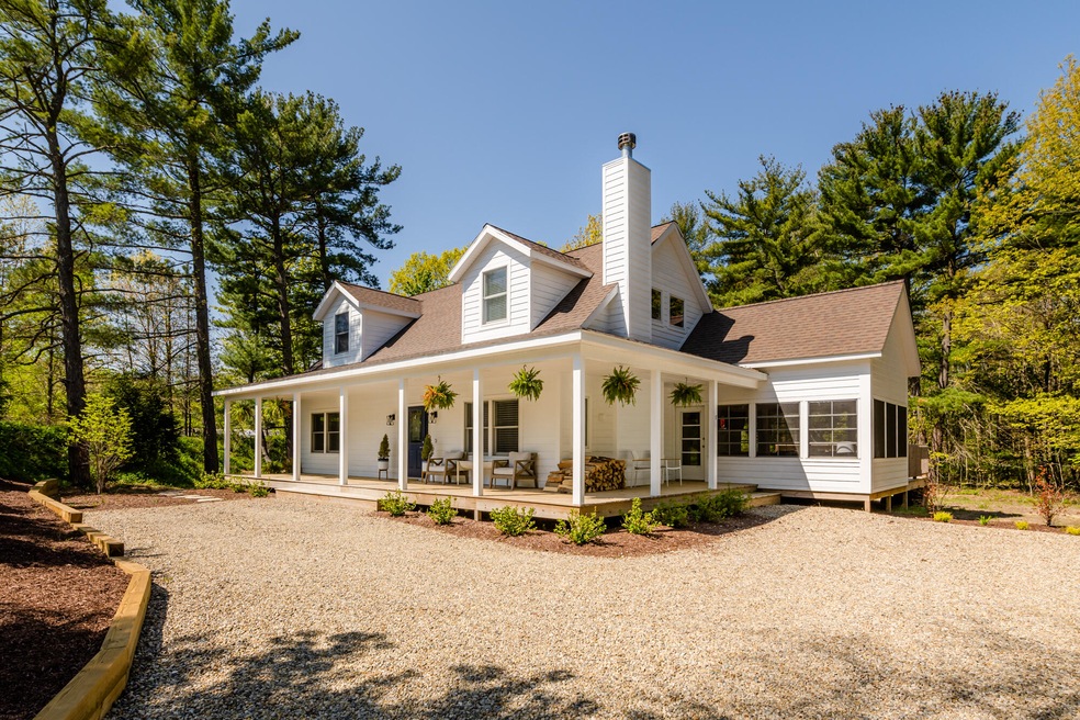 13814 Tamara Ln, Sawyer, MI 49125 - photo 1