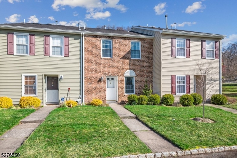 23 Toms Point Ln unit 2F, Lincoln Park, NJ 07035 - photo 1