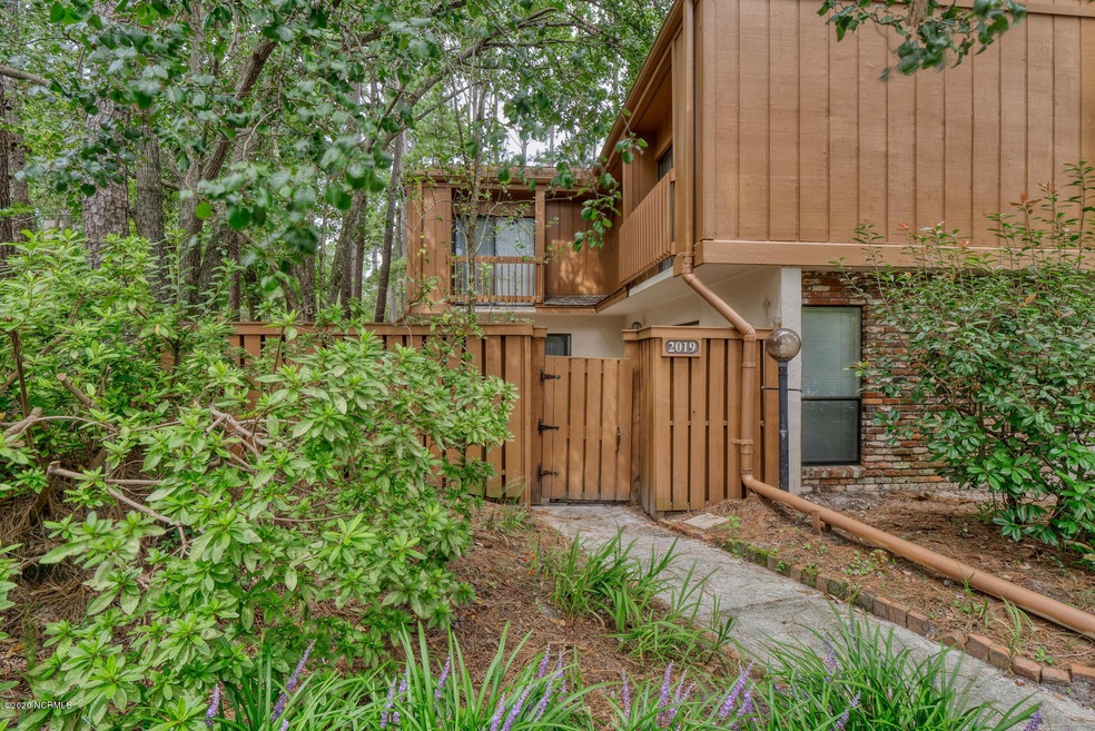 2049 Albert Cir Wilmington NC-large-001-