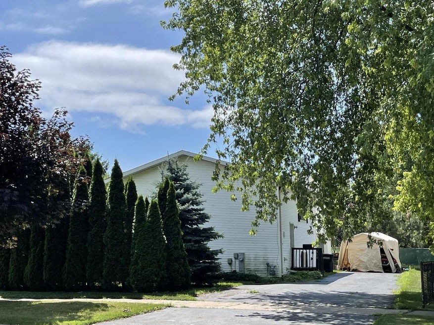 515 W 18TH AVE - Oshkosh - Street Veiw 1