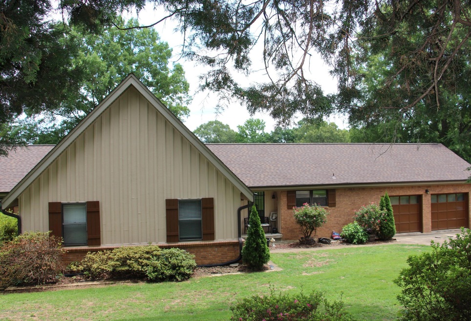 LAKE FRONT HOME