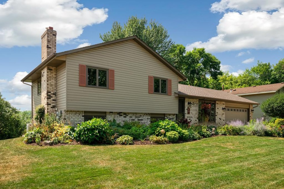 Amazing 4-Level Split home in desirable Boundary C