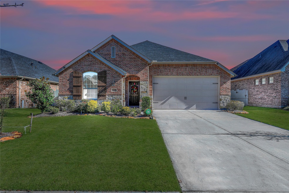 17637 Northern Harrier Ct, Conroe, TX 77385 - photo 1