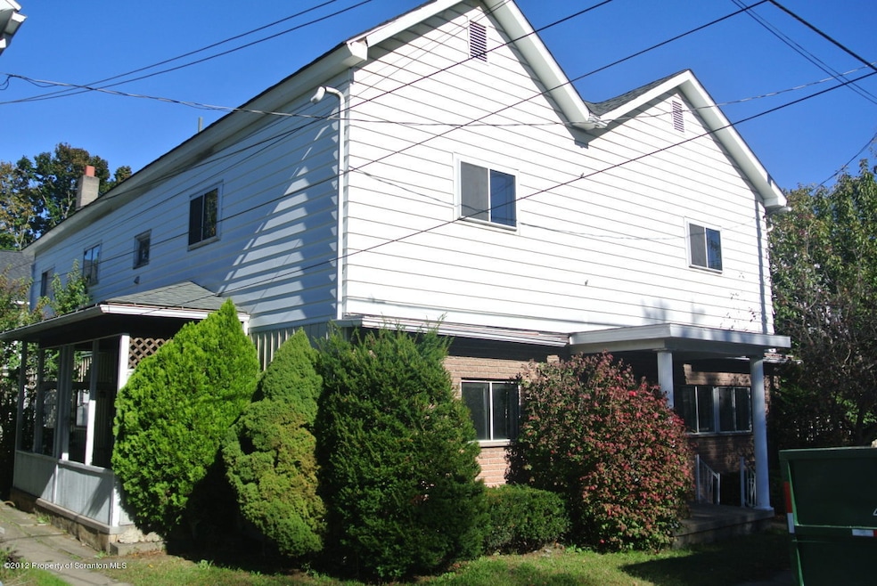 1814 Washburn St unit 1816, Scranton, PA 18504 - photo 1