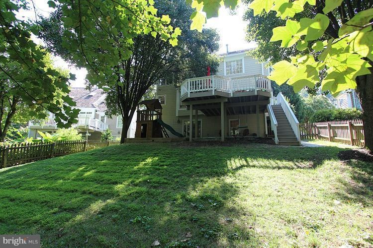 1260 Lamplighter Way, Reston, VA 20194 - photo 1