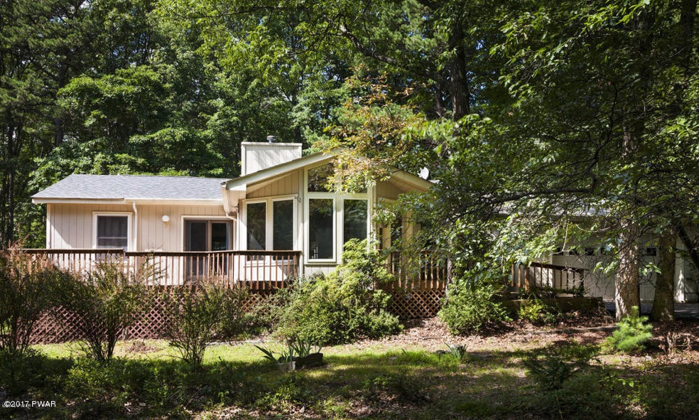 126 Hillcrest Dr, Lords Valley, PA 18428 - photo 1