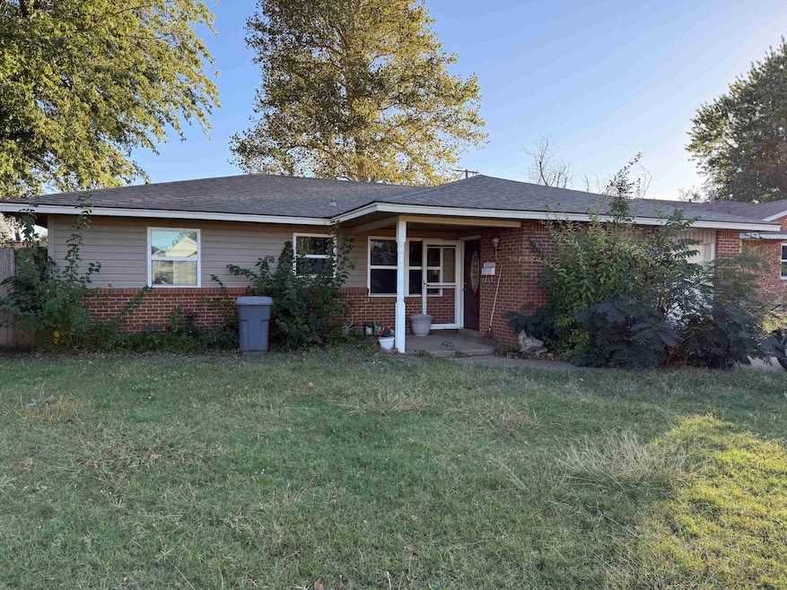 3505 Elm Place, Enid, OK 73703 - photo 1