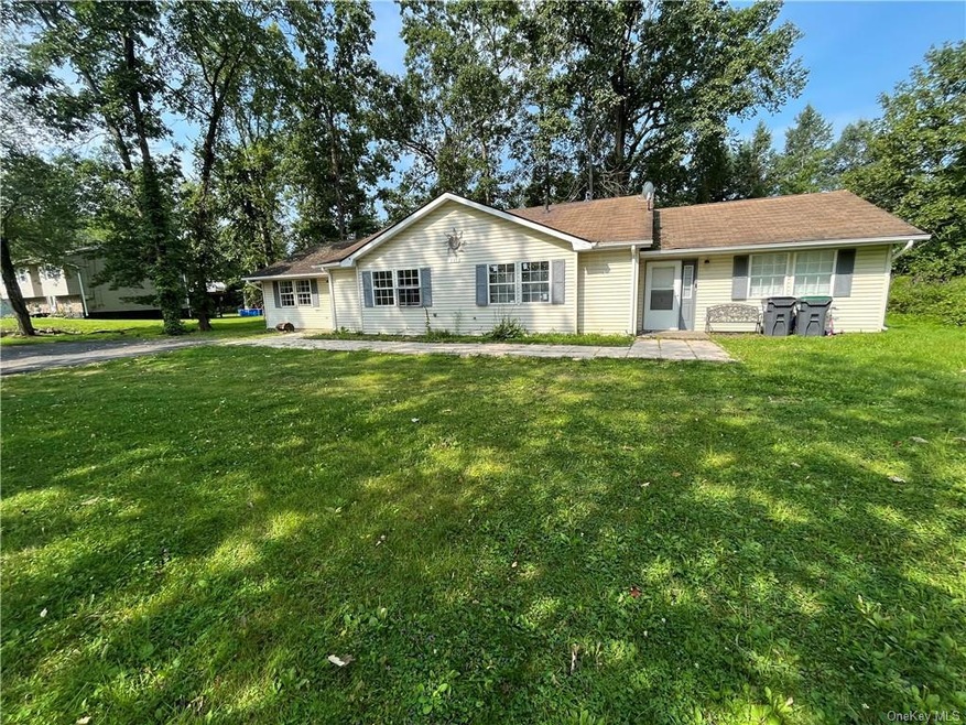 131 Fletcher Dr N unit 1 (left side), Newburgh, NY 12550 - photo 1