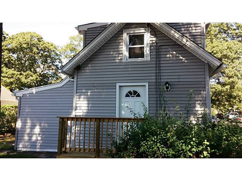 Entry. Deck at front entrance