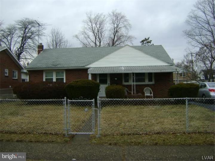 1813 W Cedar St, Allentown, PA 18104 - photo 1