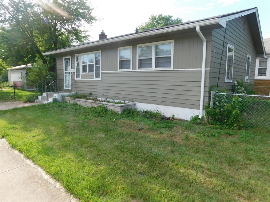 122 E 39th Ave, Gary, IN 46409 - photo 1