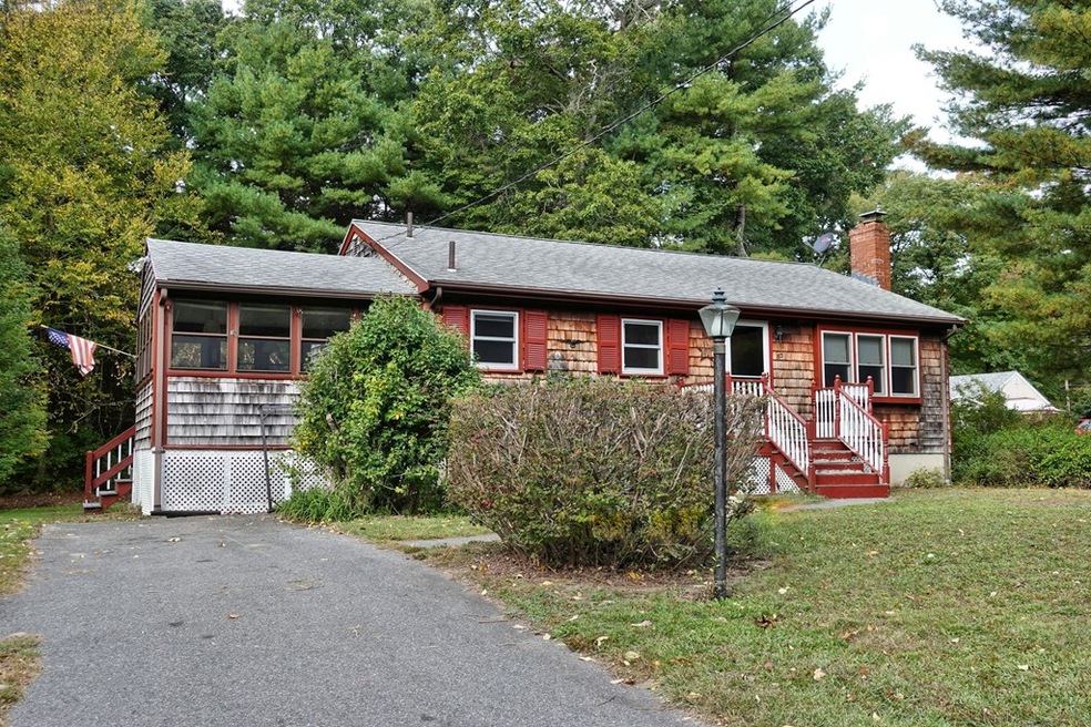 83 Carriage Rd, Hanson, MA 02341 - photo 1