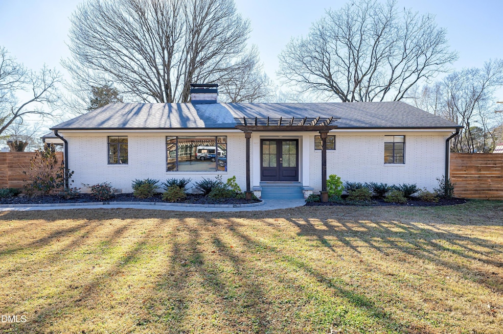 507 W Salisbury St, Pittsboro, NC 27312 - photo 1