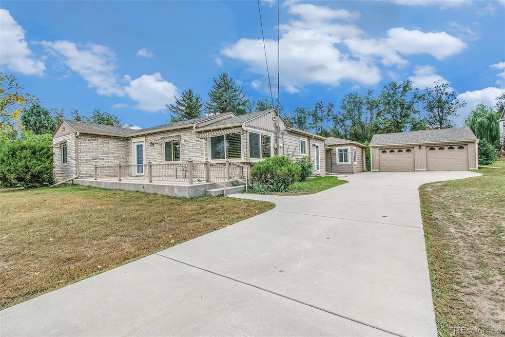 1901 Garland St, Lakewood, CO 80215 - photo 1