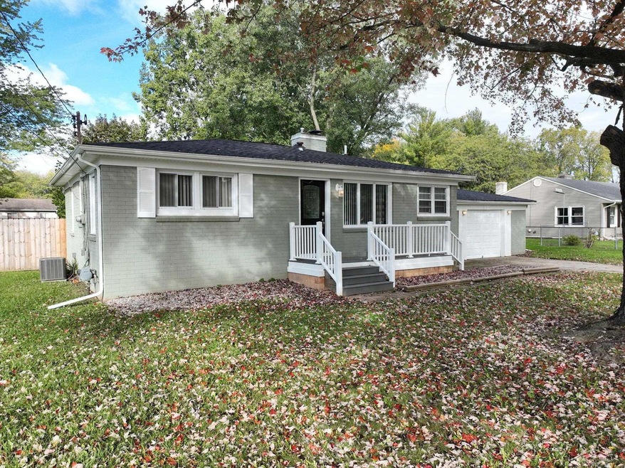 224 S Elms Rd, Flushing, MI 48433 - photo 1