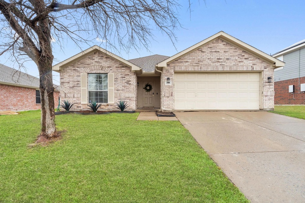 704 Baldwin Rd, Wylie, TX 75098 - photo 1