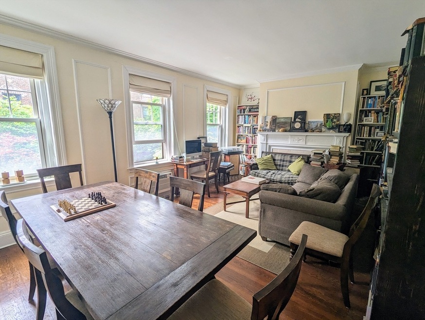 323 Tappan St unit 6, Brookline, MA 02445 - photo 1