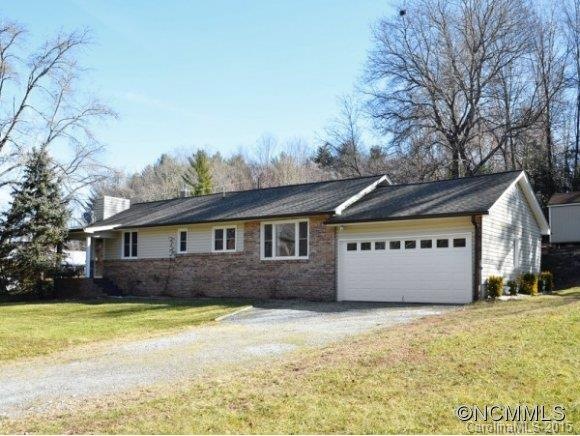 212 Old Chimney Rock Rd, Hendersonville, NC 28792 - photo 1