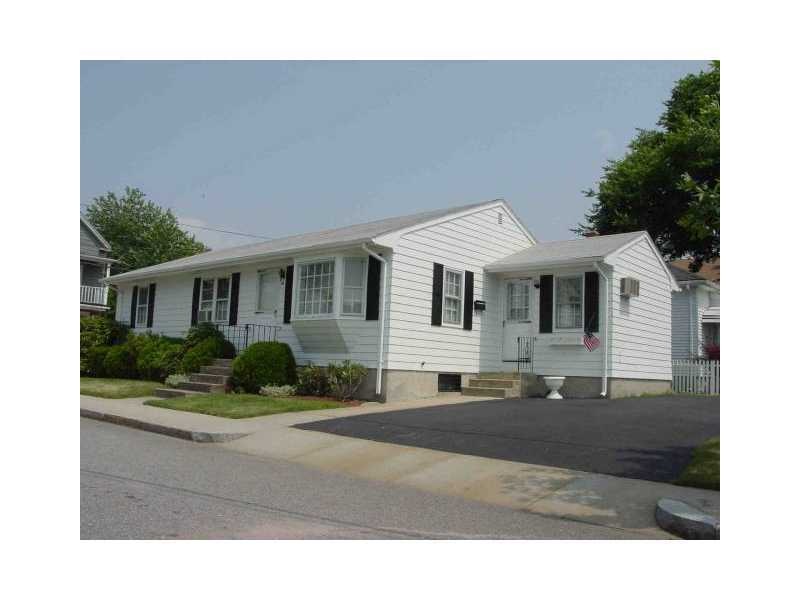 66 Franklin Ave, Cranston, RI 02920 - photo 1
