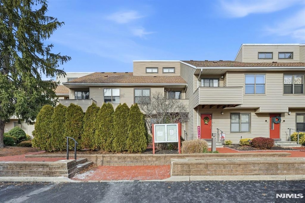 77 Liberty St unit 17, Little Ferry, NJ 07643 - photo 1