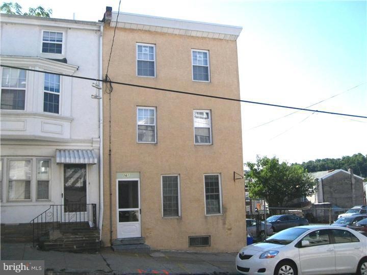 161 Green Ln, Philadelphia, PA 19127 - photo 1