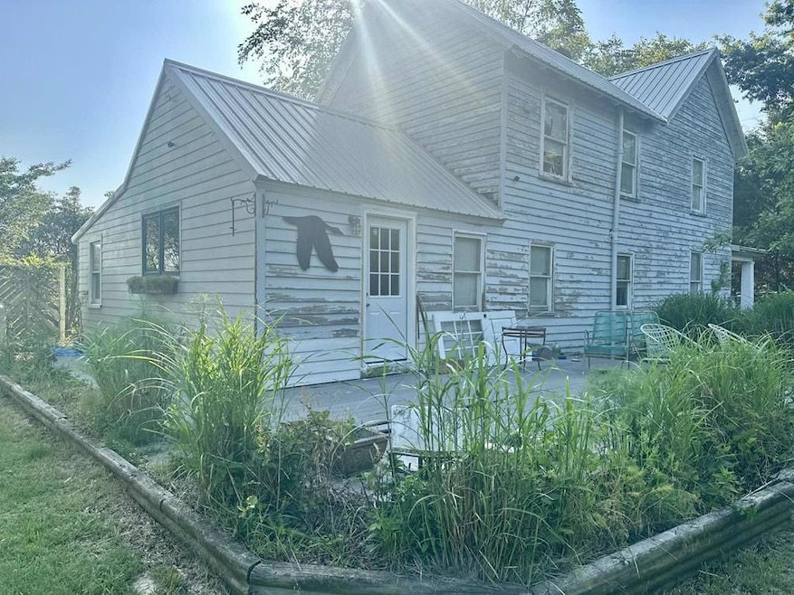 12185 Hacksneck Rd, Hacksneck, VA 23358 - photo 1