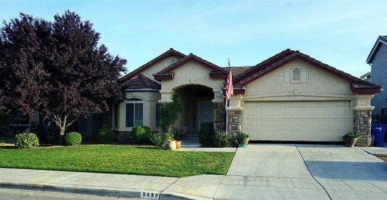 6699 E Simpson Ave, Fresno, CA 93727 - photo 1