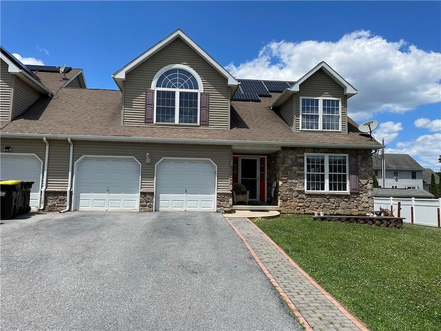 2817 Fairview St, Bethlehem, PA 18020 - photo 1